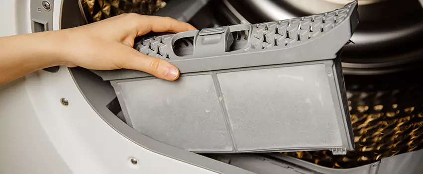 Signs Of A Clogged Dryer Lint Trap in Louisville, Colorado